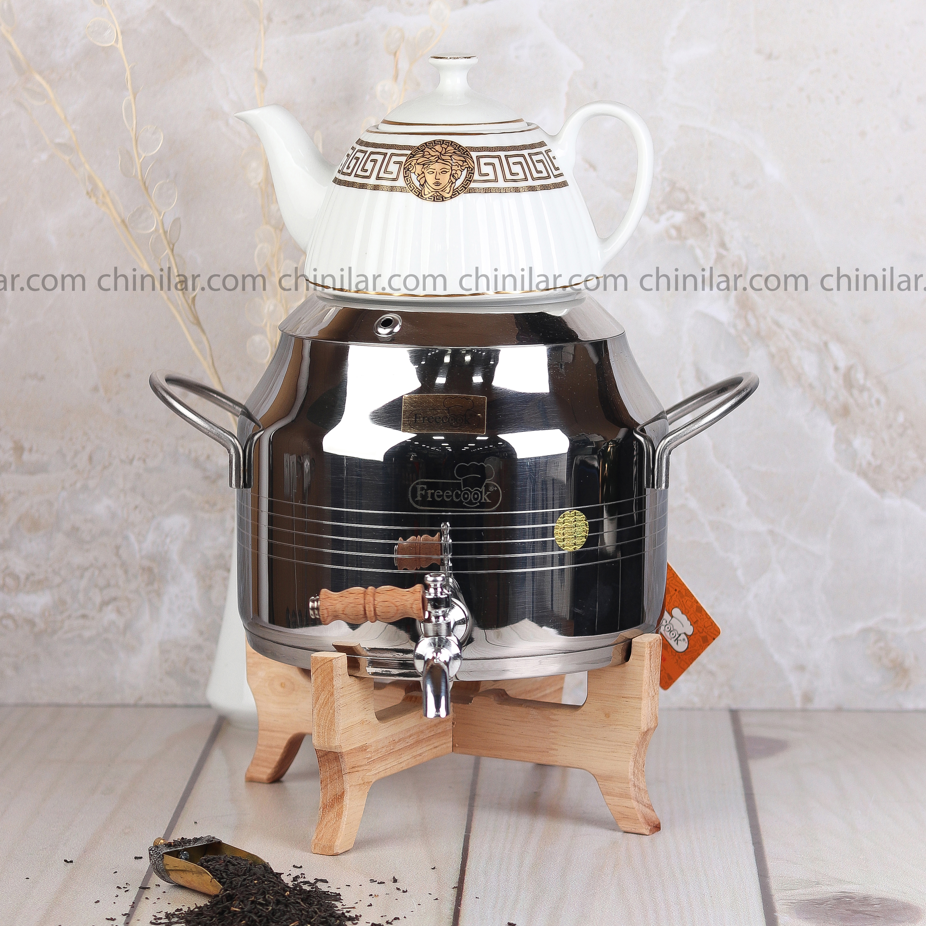 کتری و قوری استیل فری کوک با استند چوبی وارمر دار